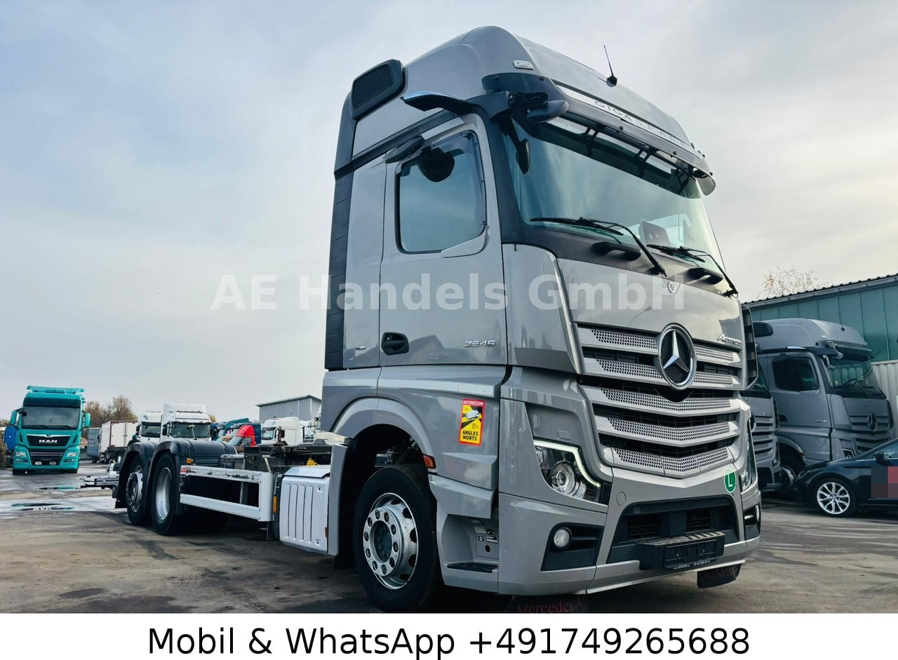 Mercedes-Benz Actros 5 2545 GigaSpace BDF *Retarder/Multi/LBW - Containerbil/ Växelflak lastbil: bild 1 Mercedes-Benz Actros 5 2545 GigaSpace BDF *Retarder/Multi/LBW - Containerbil/ Växelflak lastbil: bild 1