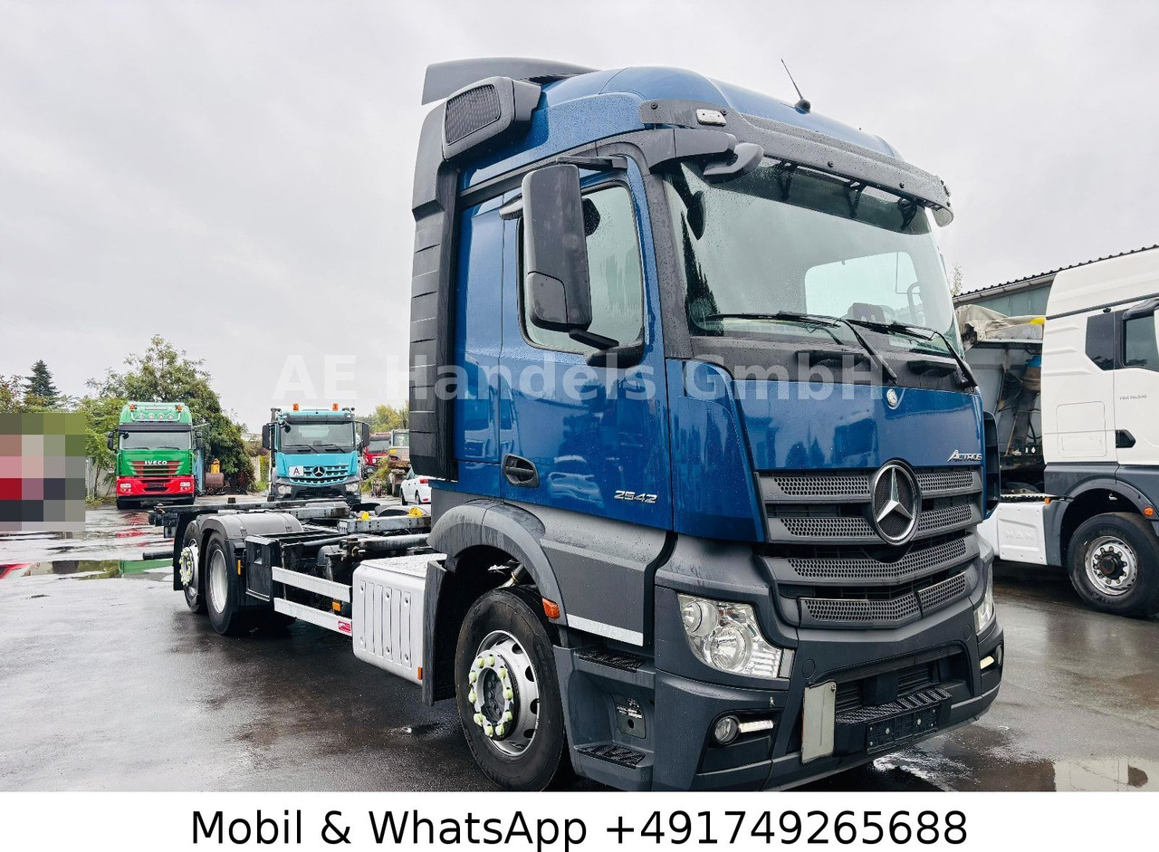 Mercedes-Benz Actros IV 2542 L StreamSpace BDF *Retarder/Lift - Containerbil/ Växelflak lastbil: bild 1 Mercedes-Benz Actros IV 2542 L StreamSpace BDF *Retarder/Lift - Containerbil/ Växelflak lastbil: bild 1
