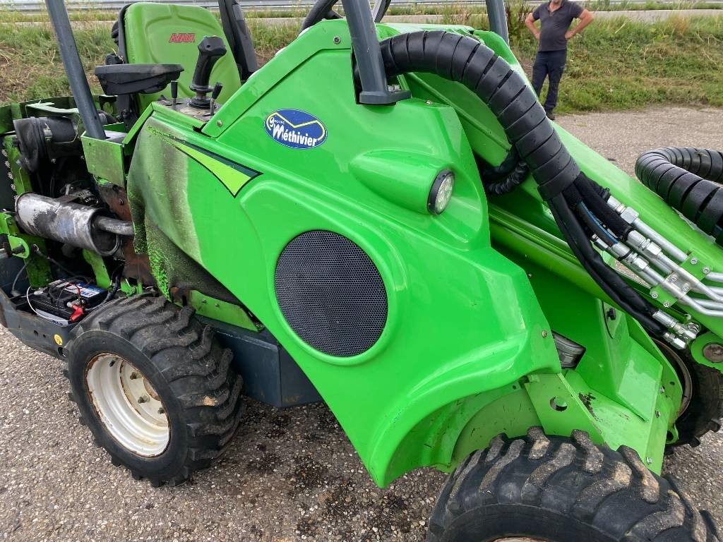 Minilastare Avant M 528 EIPTT /Certificat CE endommagée: bild 49 Minilastare Avant M 528 EIPTT /Certificat CE endommagée: bild 49