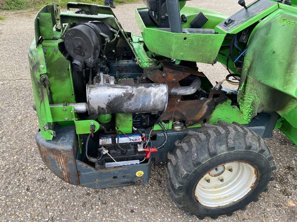 Minilastare Avant M 528 EIPTT /Certificat CE endommagée: bild 41 Minilastare Avant M 528 EIPTT /Certificat CE endommagée: bild 41