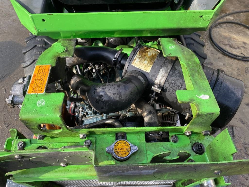 Minilastare Avant M 528 EIPTT /Certificat CE endommagée: bild 13 Minilastare Avant M 528 EIPTT /Certificat CE endommagée: bild 13