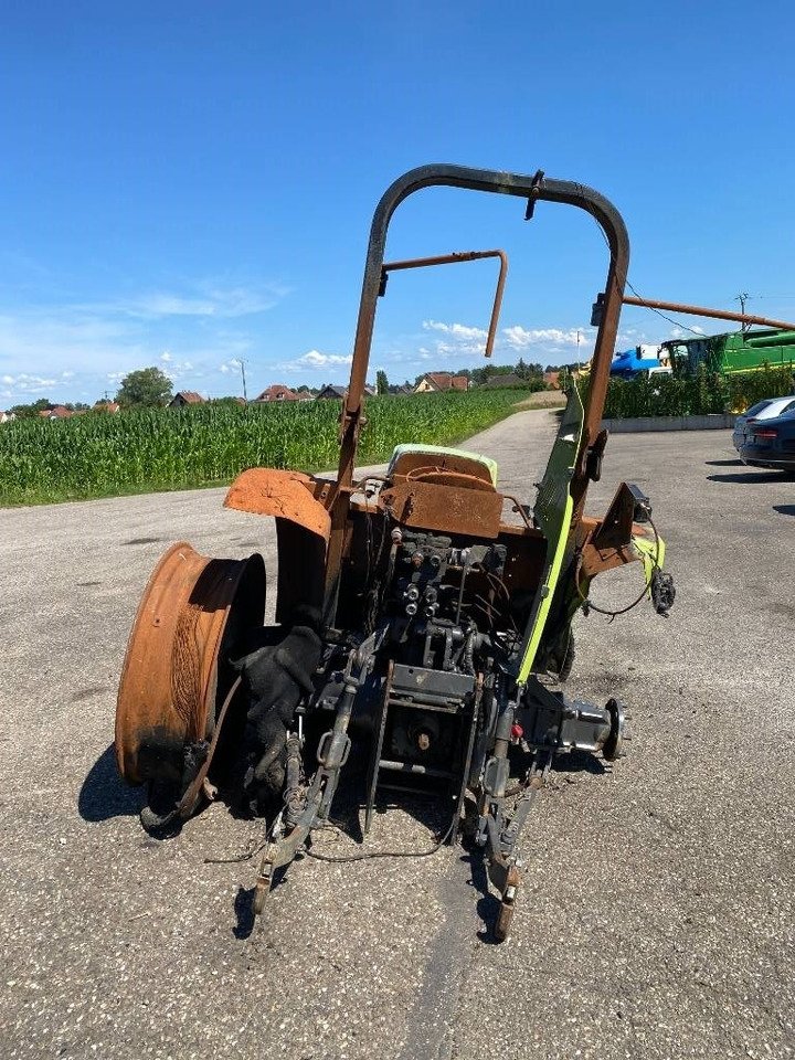 Claas ELIOS 210 Carte Grise Française - Traktor: bild 5 Claas ELIOS 210 Carte Grise Française - Traktor: bild 5