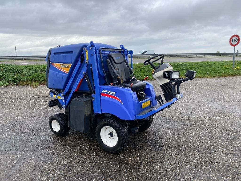 Iseki SF 235F 1er Main endommagée  - Gräsklippare: bild 5 Iseki SF 235F 1er Main endommagée  - Gräsklippare: bild 5