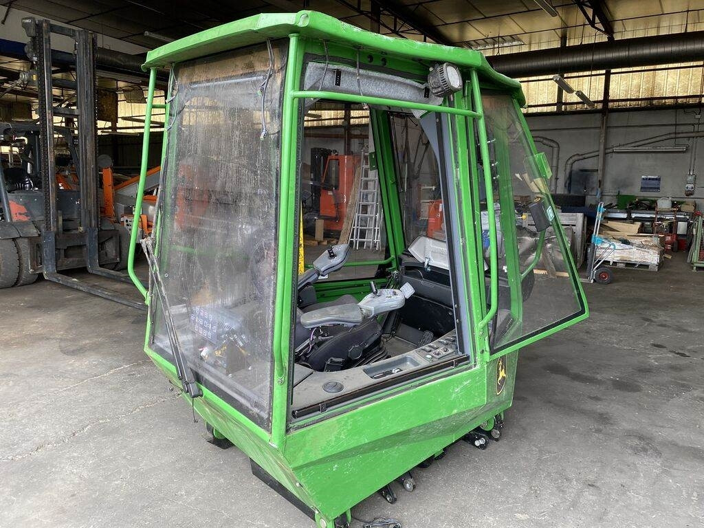 John Deere SERIE 10 - Hytt för Lastbil: bild 3 John Deere SERIE 10 - Hytt för Lastbil: bild 3