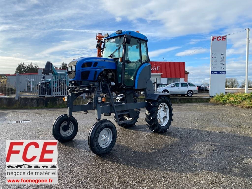 Landini REX R70V Enjambeur a Grand dégagement endommagé - Traktor: bild 1 Landini REX R70V Enjambeur a Grand dégagement endommagé - Traktor: bild 1