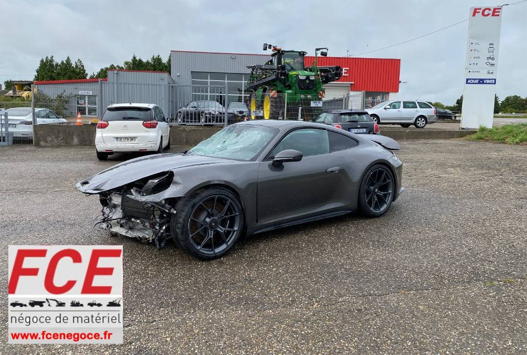 Porsche 911/ 992 - 4.0i GT3 Pack Touring 1er Main - Personbil: bild 2 Porsche 911/ 992 - 4.0i GT3 Pack Touring 1er Main - Personbil: bild 2