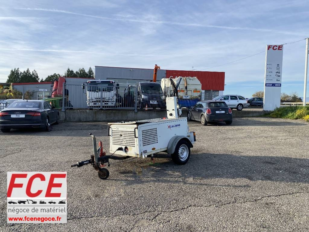 X CALIBRE T4P 1er Main endommagée - Borrmaskin: bild 1 X CALIBRE T4P 1er Main endommagée - Borrmaskin: bild 1