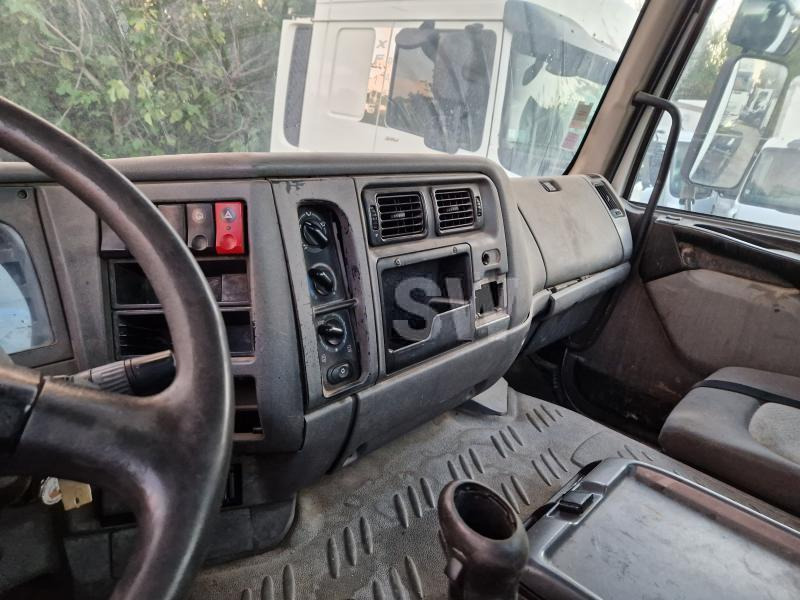 Renault Premium 420 DCI - Lastväxlare lastbil: bild 4 Renault Premium 420 DCI - Lastväxlare lastbil: bild 4