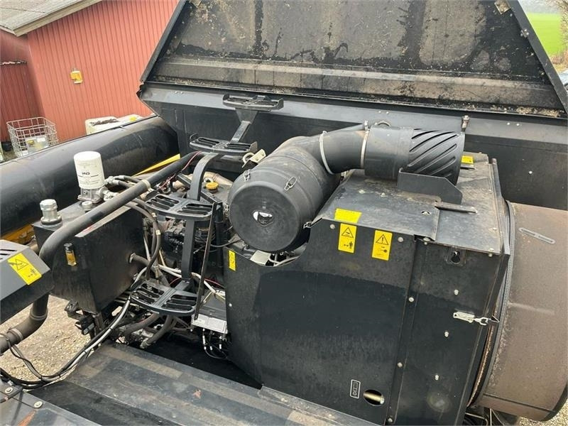 Skördetröska New Holland CX 6090 4wd: bild 18 Skördetröska New Holland CX 6090 4wd: bild 18