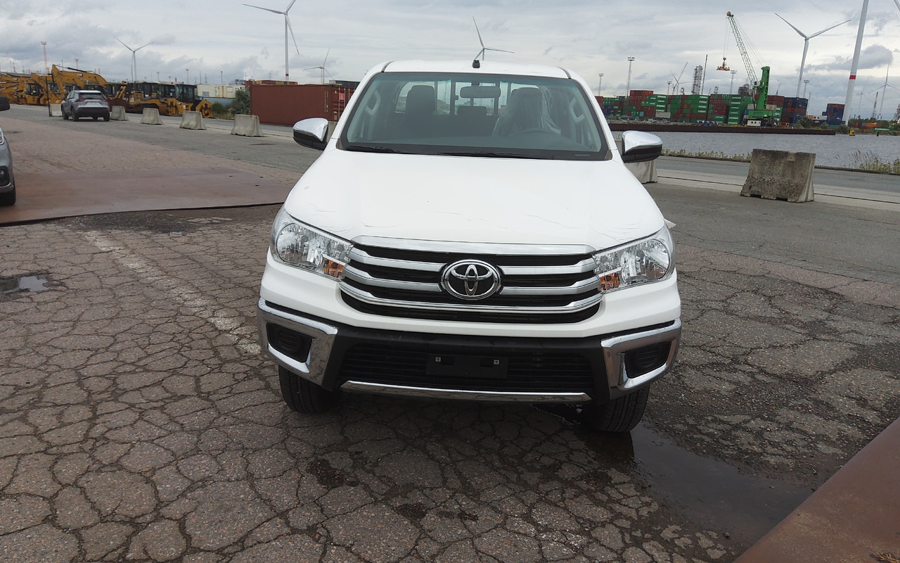 Toyota Hilux / Revo Pick-up double cabin pack security 2.4L Turbo Diesel Manual - Pickup: bild 2 Toyota Hilux / Revo Pick-up double cabin pack security 2.4L Turbo Diesel Manual - Pickup: bild 2