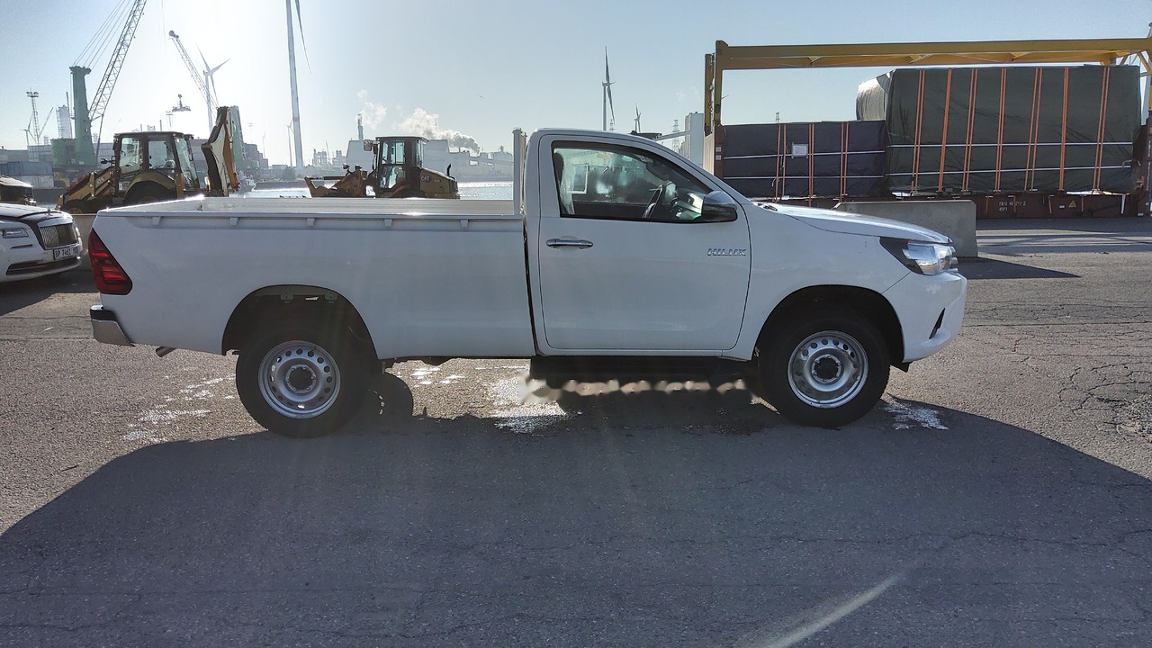 Toyota Hilux / Revo Pick-up single Cab pack security 2.4L Turbo Diesel Manual - Pickup: bild 2 Toyota Hilux / Revo Pick-up single Cab pack security 2.4L Turbo Diesel Manual - Pickup: bild 2
