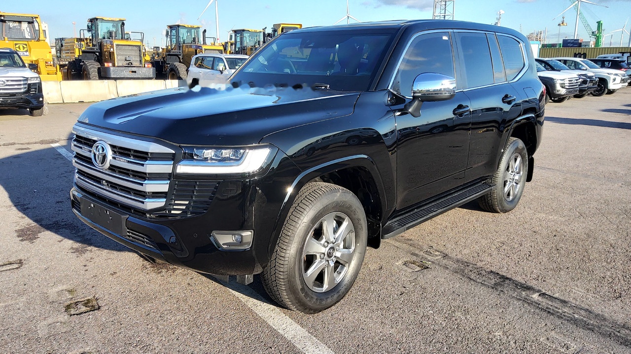 Toyota Land Cruiser 300 V6 VX 7 SEATERS / PLACES 3.5L Petrol Automatic VXVHO - SUV: bild 1 Toyota Land Cruiser 300 V6 VX 7 SEATERS / PLACES 3.5L Petrol Automatic VXVHO - SUV: bild 1