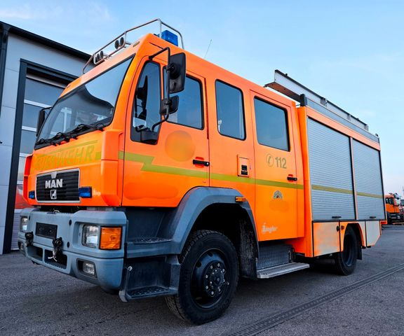 MAN 14.224 L80 4x4 Feuerwehr LF16 Ziegler MAN 14.224 L80 4x4 Feuerwehr LF16 Ziegler - Släck/ Räddningsvagn: bild 1 MAN 14.224 L80 4x4 Feuerwehr LF16 Ziegler MAN 14.224 L80 4x4 Feuerwehr LF16 Ziegler - Släck/ Räddningsvagn: bild 1