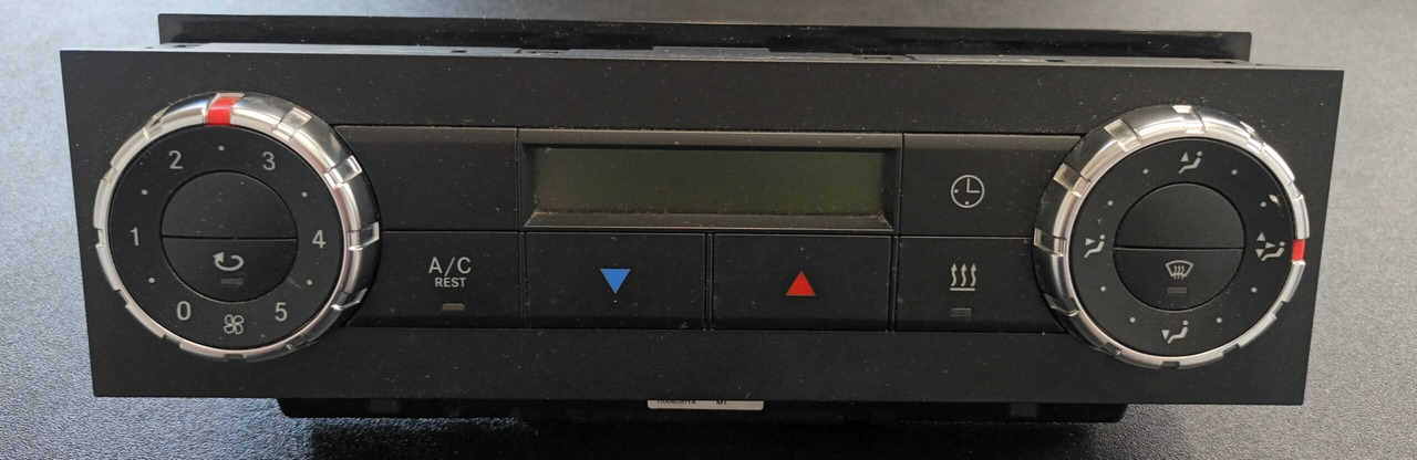 Centralina Autoradio Clima MB MP4 - Elektriskt system: bild 2 Centralina Autoradio Clima MB MP4 - Elektriskt system: bild 2