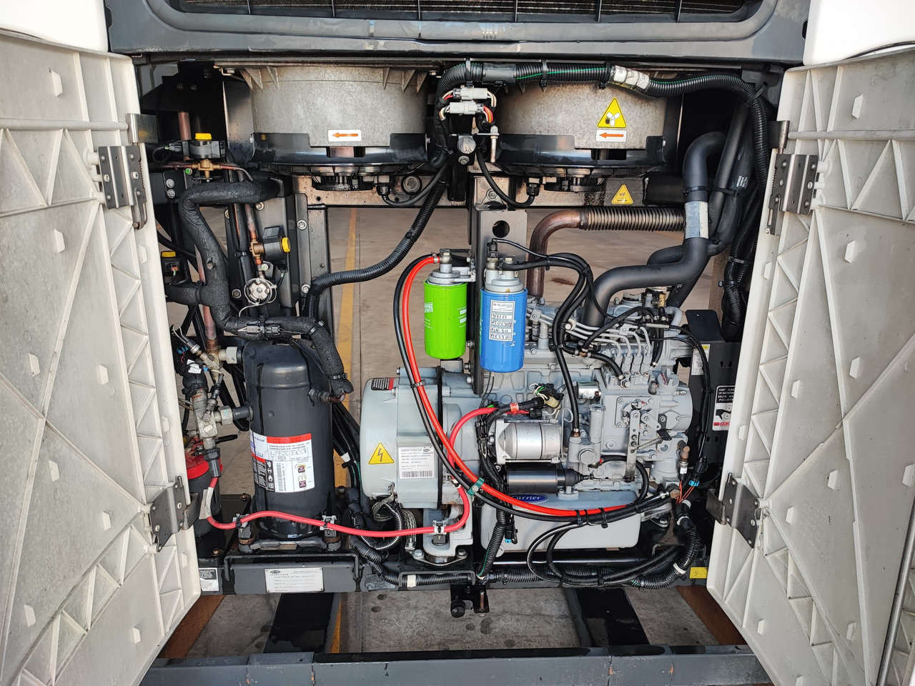 Motore Frigo Carrier Vector 1550 - Kylanläggning: bild 5 Motore Frigo Carrier Vector 1550 - Kylanläggning: bild 5