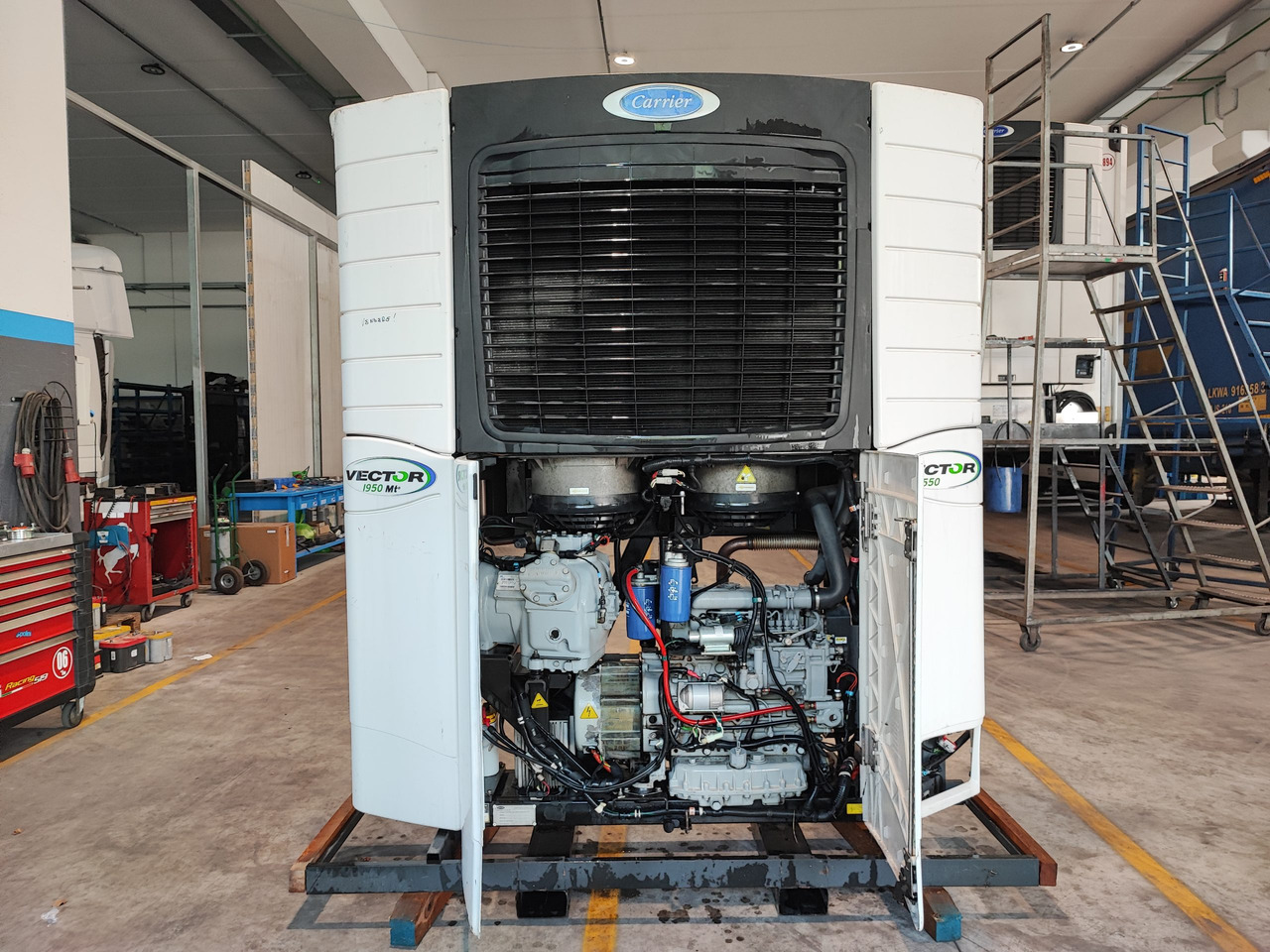 Motore frigo Carrier Vector 1550 pezzi di ricambio - Kylanläggning: bild 2 Motore frigo Carrier Vector 1550 pezzi di ricambio - Kylanläggning: bild 2