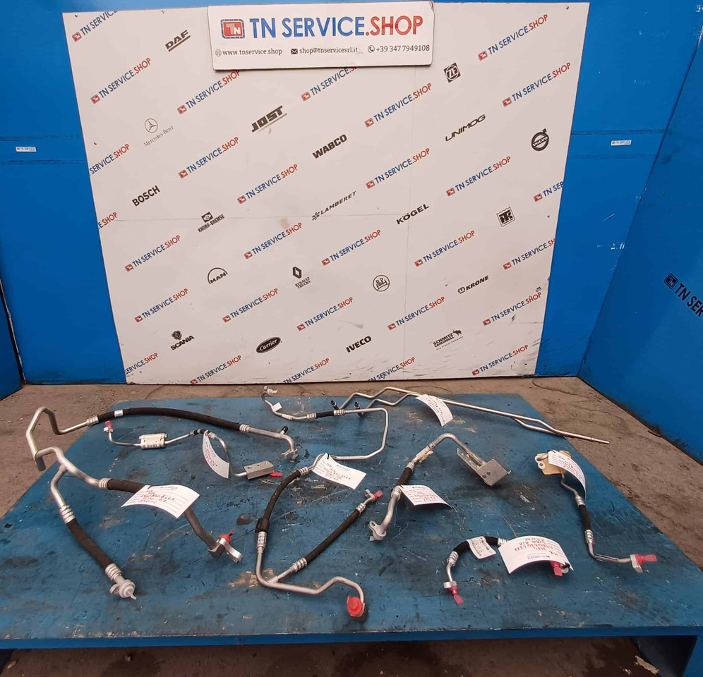 Tubazione A/C Mercedes-Benz - A/C reservdel för Lastbil: bild 2 Tubazione A/C Mercedes-Benz - A/C reservdel för Lastbil: bild 2