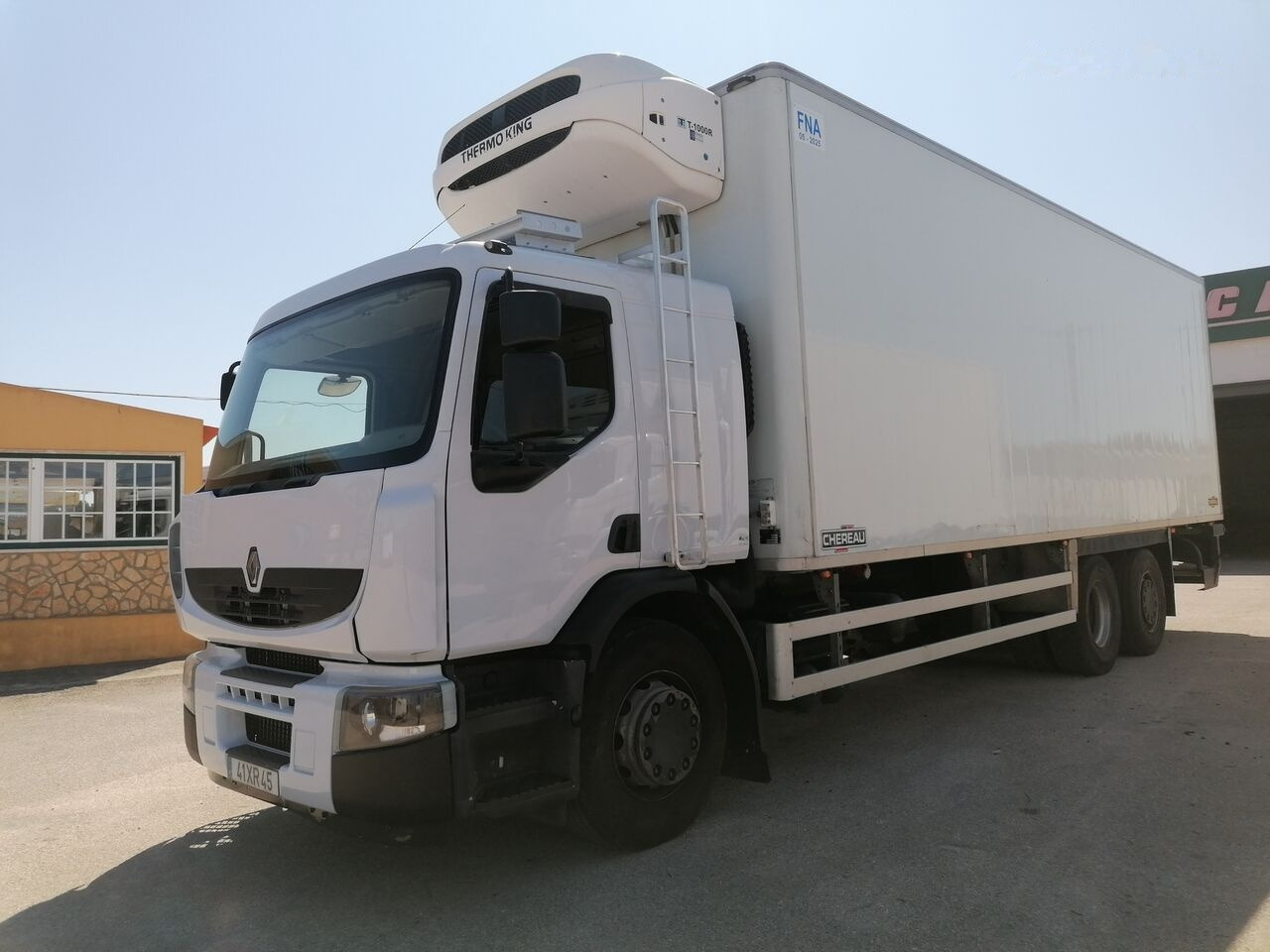 Renault Premium 440 - Kylbil lastbil: bild 2 Renault Premium 440 - Kylbil lastbil: bild 2