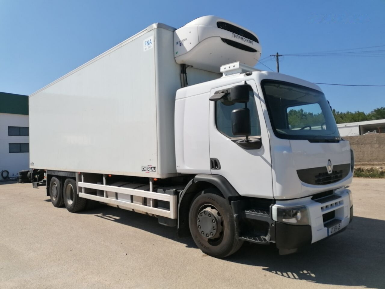Renault Premium 440 - Kylbil lastbil: bild 1 Renault Premium 440 - Kylbil lastbil: bild 1