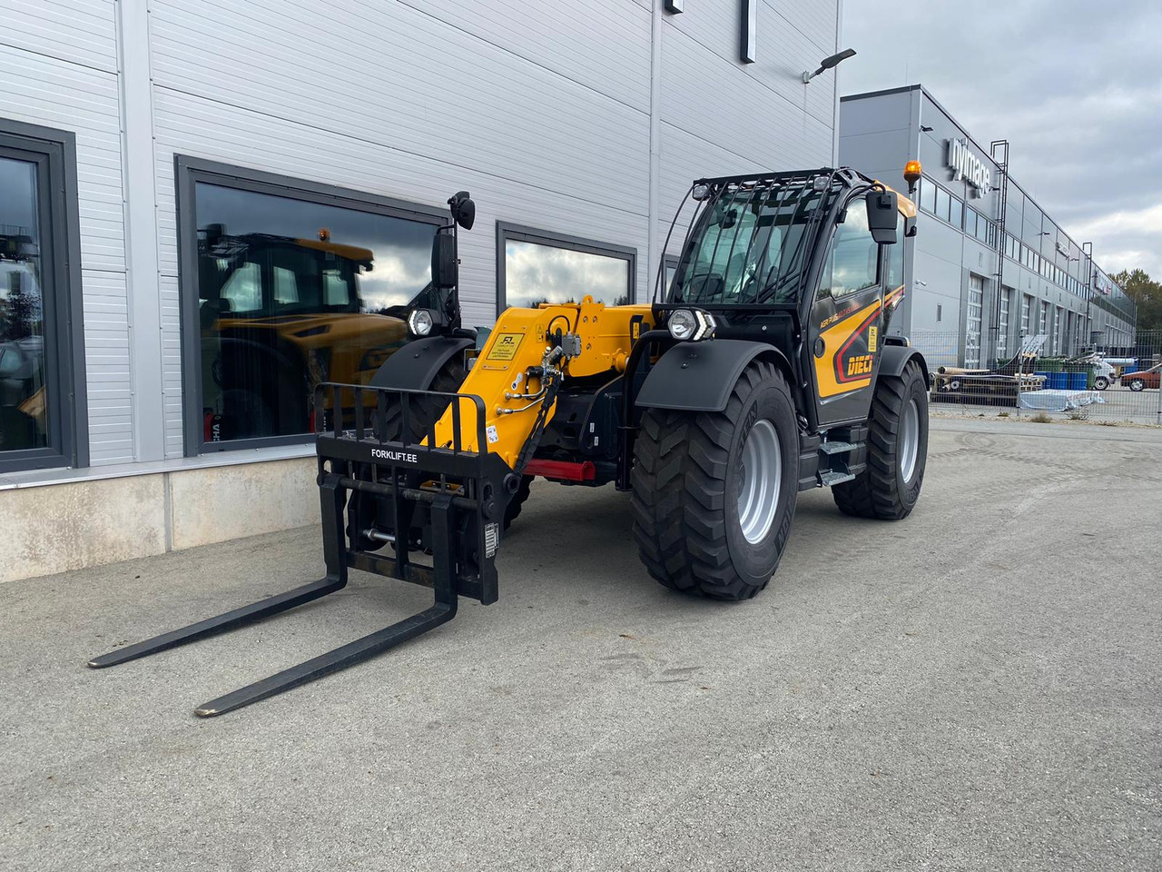 Dieci Agri Plus 42.7 VS EVO2 GD - Teleskoplastar: bild 1 Dieci Agri Plus 42.7 VS EVO2 GD - Teleskoplastar: bild 1