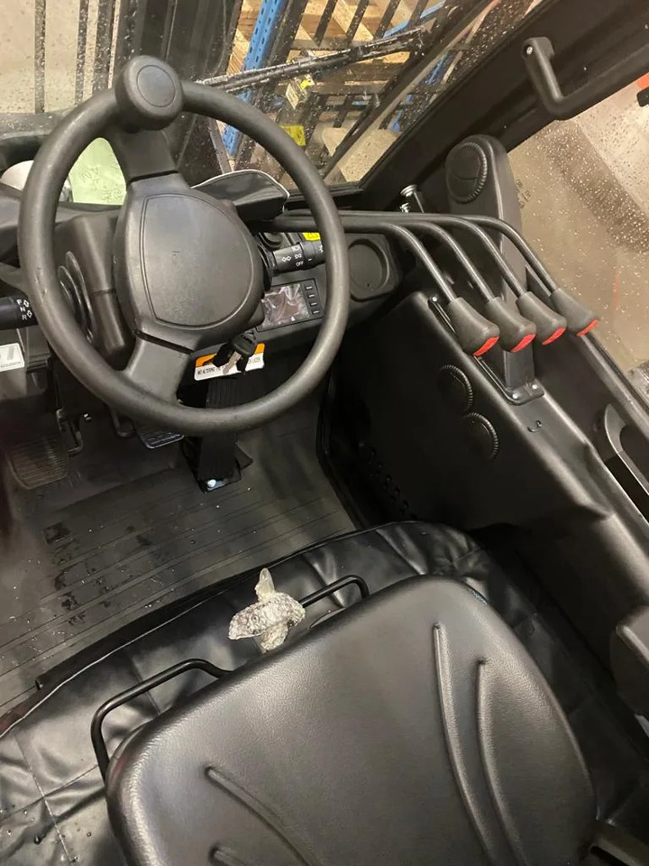 HC CPCD38-XRW92F - Dieseltruck: bild 2 HC CPCD38-XRW92F - Dieseltruck: bild 2