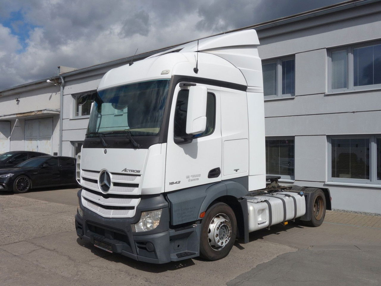 Mercedes-Benz Actros 1842 Lsnrl, Standklima, 2 Stk. - Dragbil: bild 2 Mercedes-Benz Actros 1842 Lsnrl, Standklima, 2 Stk. - Dragbil: bild 2