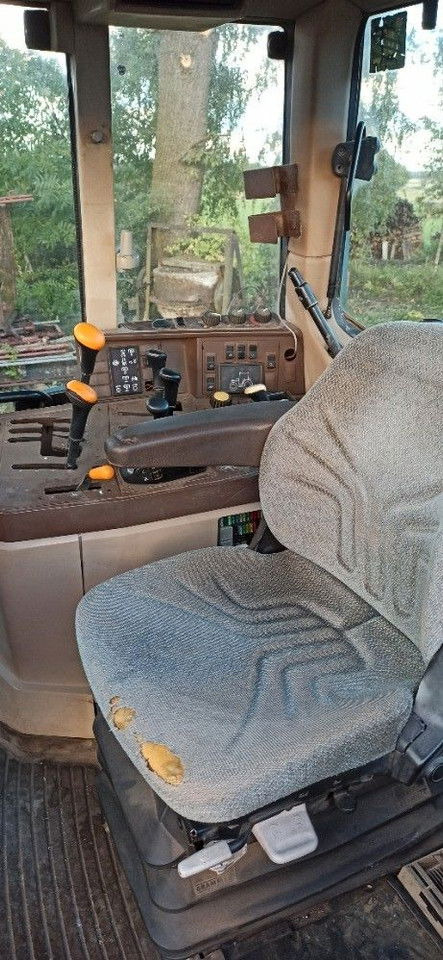 John Deere 6910 - Traktor: bild 5 John Deere 6910 - Traktor: bild 5