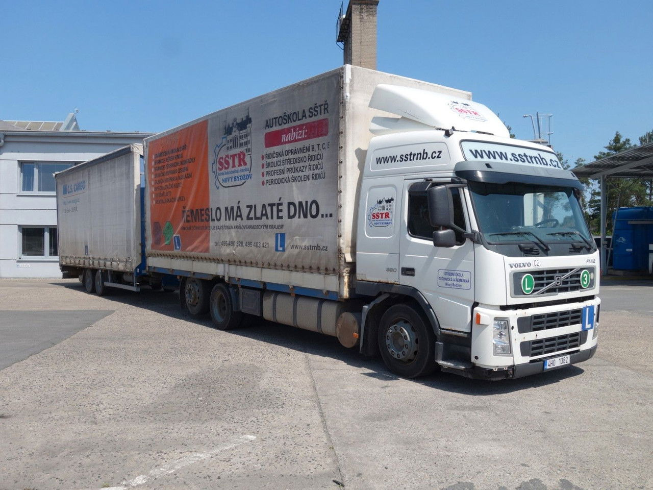 Volvo FM 380 6x2 + Panav Anhänger - Kapellbil: bild 3 Volvo FM 380 6x2 + Panav Anhänger - Kapellbil: bild 3