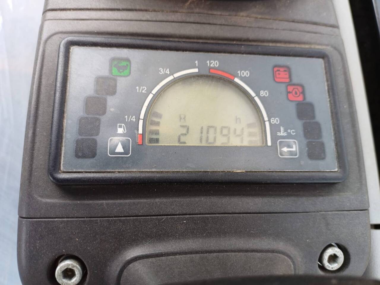 CAT 302.7DCR - Bandgrävare: bild 5 CAT 302.7DCR - Bandgrävare: bild 5