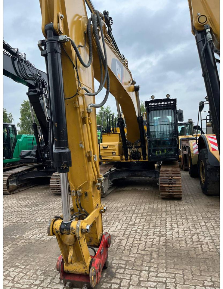 CAT 326FLN - Bandgrävare: bild 1 CAT 326FLN - Bandgrävare: bild 1