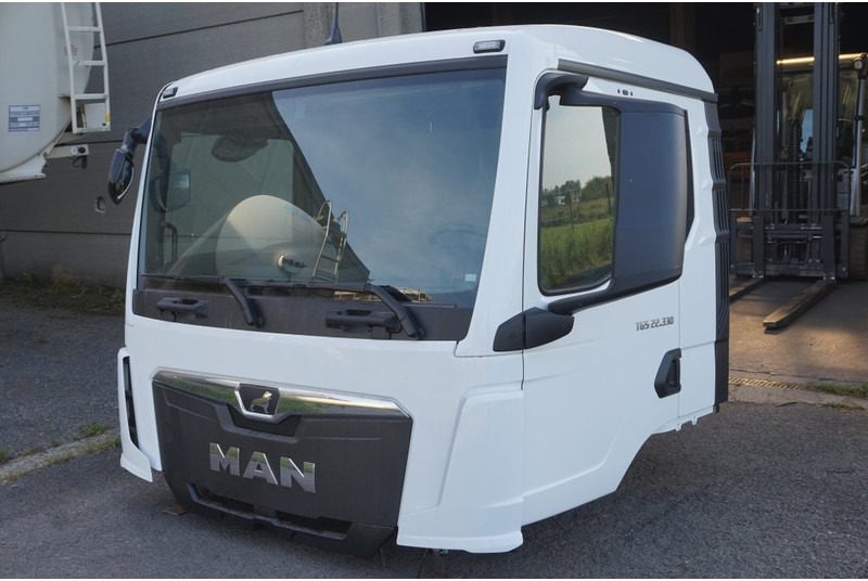 MAN TG3 NN CABINE NEW 81.60001.6003 - Hytt och interiör för Lastbil: bild 3 MAN TG3 NN CABINE NEW 81.60001.6003 - Hytt och interiör för Lastbil: bild 3