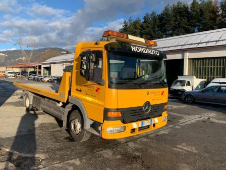 MERCEDES-BENZ ATEGO - Biltransportbil lastbil: bild 2 MERCEDES-BENZ ATEGO - Biltransportbil lastbil: bild 2