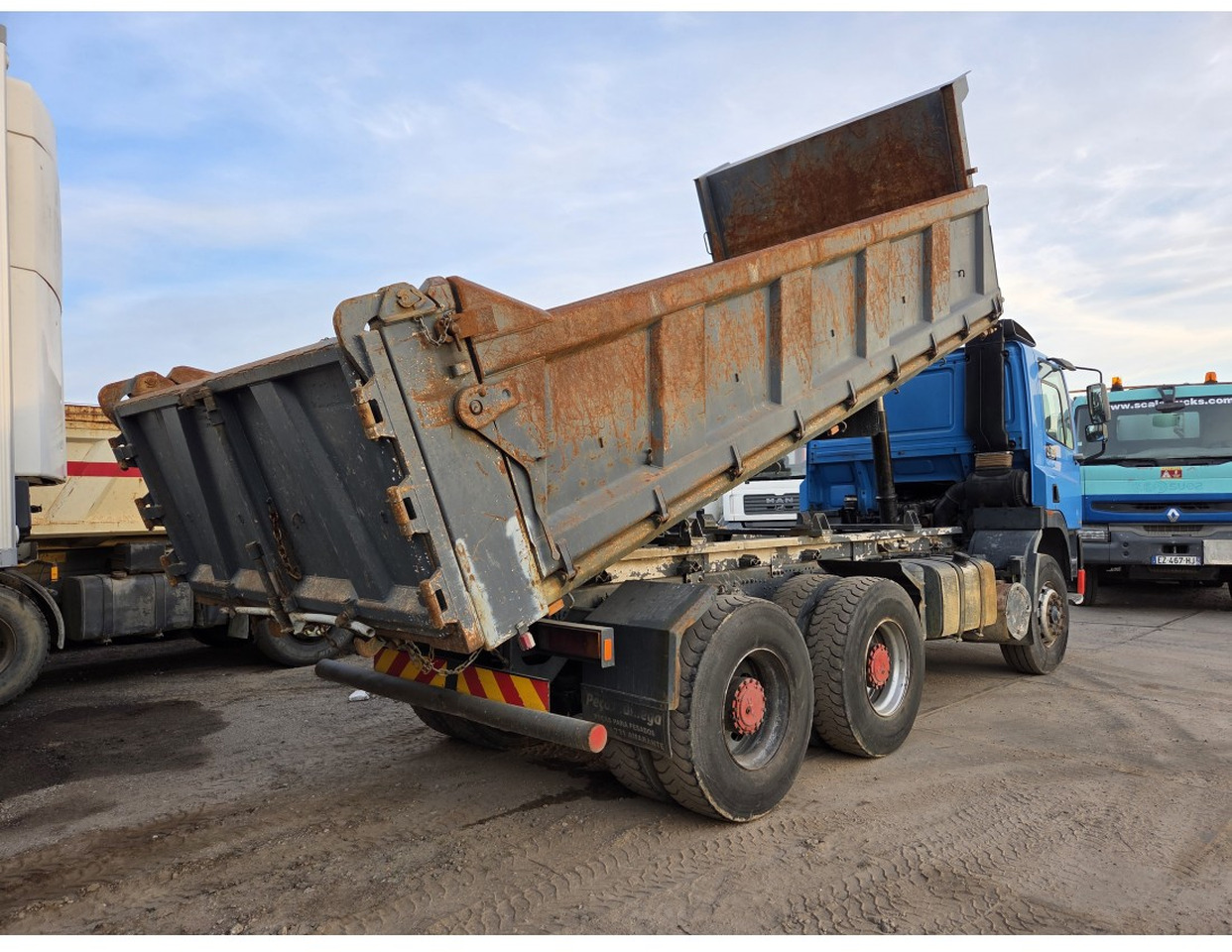 DAF 85 400 ATI 6x4 Tipper - Tippbil lastbil: bild 2 DAF 85 400 ATI 6x4 Tipper - Tippbil lastbil: bild 2