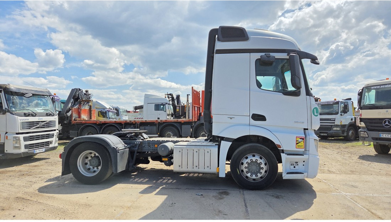 Mercedes Actros 1843 4X2 StreamSpace Retarder Parking Air conditioning PTO - Dragbil: bild 4 Mercedes Actros 1843 4X2 StreamSpace Retarder Parking Air conditioning PTO - Dragbil: bild 4