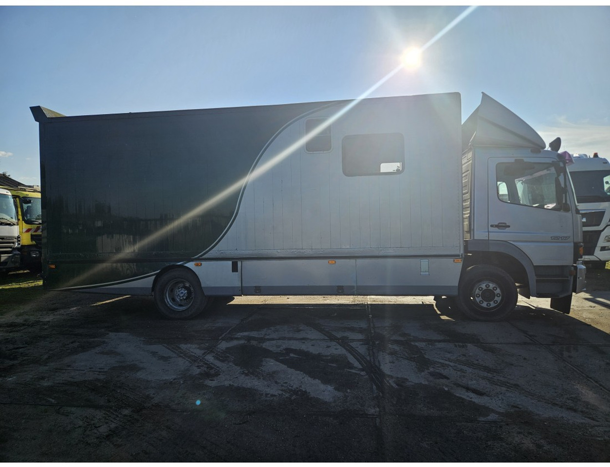 Mercedes Atego 1217 L 4x2 Horse transport Dutch Truck - Hästbuss: bild 5 Mercedes Atego 1217 L 4x2 Horse transport Dutch Truck - Hästbuss: bild 5