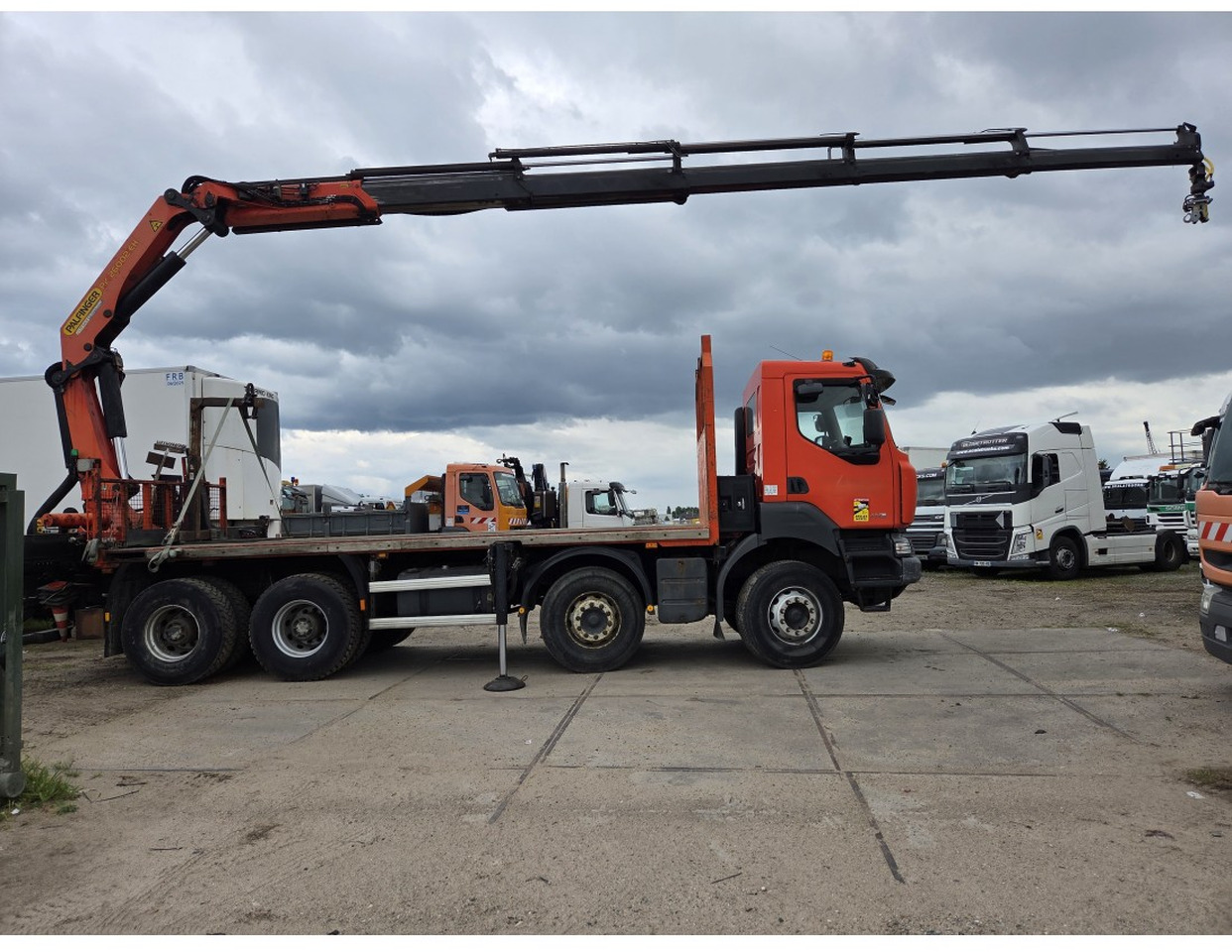 Renault Kerax 430 8X4 Flatbed Crane Palfinger PK26002EH 26 ton 5 Extensions *Retarder - Flakbil, Kranbil: bild 4 Renault Kerax 430 8X4 Flatbed Crane Palfinger PK26002EH 26 ton 5 Extensions *Retarder - Flakbil, Kranbil: bild 4