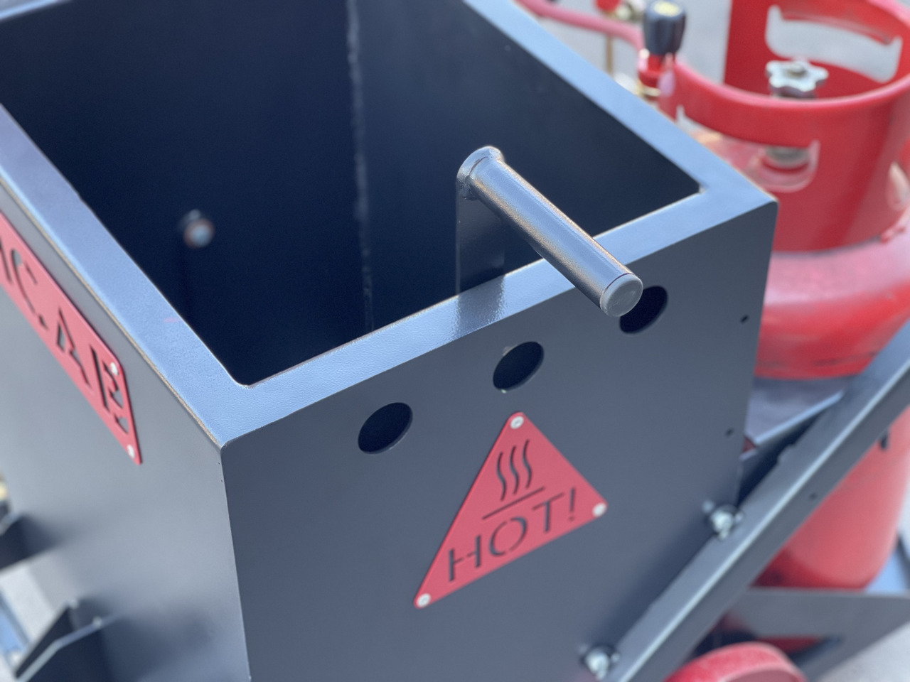 TICAB Mini Crack Sealing Machine , Hand Push Crack Fill Machine, Manufacturer - Bitumenspridare: bild 4 TICAB Mini Crack Sealing Machine , Hand Push Crack Fill Machine, Manufacturer - Bitumenspridare: bild 4