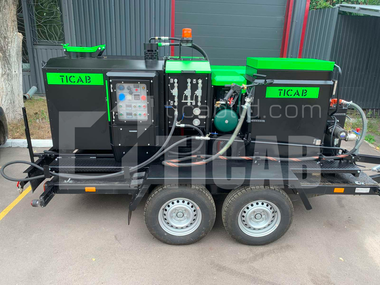 TICAB New Bitumen Combo Machine, Asphalt Crack Sealer, Asphalt Distributor, Manufacturer - Bitumenspridare: bild 1 TICAB New Bitumen Combo Machine, Asphalt Crack Sealer, Asphalt Distributor, Manufacturer - Bitumenspridare: bild 1