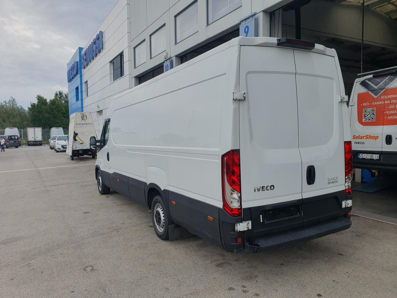 IVECO Daily 35S16A8V - Persontransport: bild 3 IVECO Daily 35S16A8V - Persontransport: bild 3