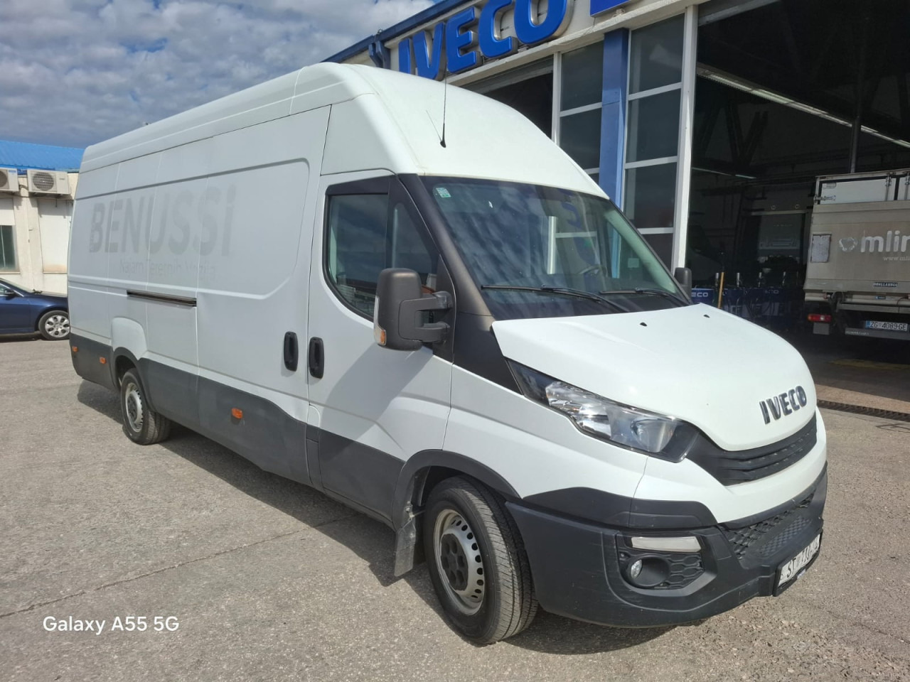 IVECO Daily 35S16V - Persontransport: bild 2 IVECO Daily 35S16V - Persontransport: bild 2