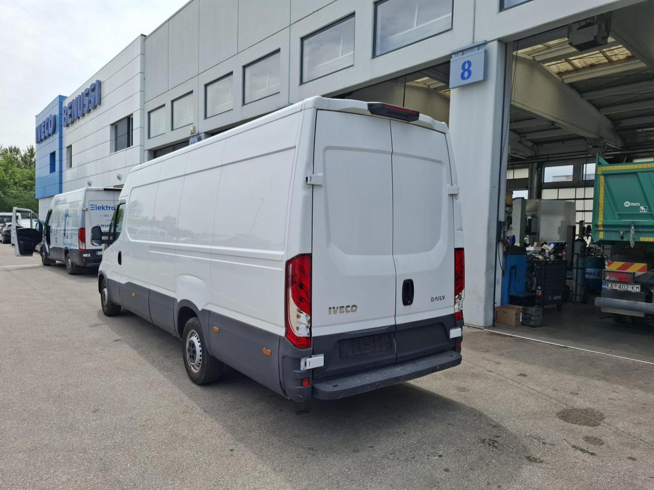 IVECO Daily 35S16V - Persontransport: bild 3 IVECO Daily 35S16V - Persontransport: bild 3