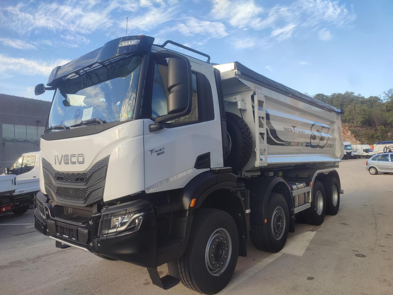 IVECO T-Way AD410T50 - Tippbil lastbil: bild 1 IVECO T-Way AD410T50 - Tippbil lastbil: bild 1
