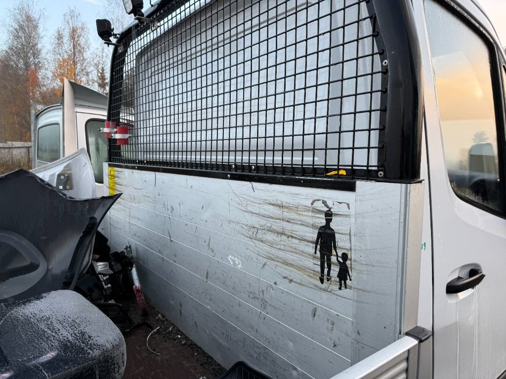 Komplett Flak, bakgavelhiss & verktygslådor - Ram/ Chassi för Lastbil: bild 3 Komplett Flak, bakgavelhiss & verktygslådor - Ram/ Chassi för Lastbil: bild 3