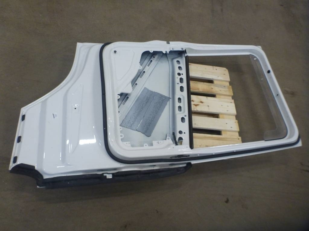 Scania Nextgen Dörr förarsida 2653996 - Hytt för Lastbil: bild 2 Scania Nextgen Dörr förarsida 2653996 - Hytt för Lastbil: bild 2