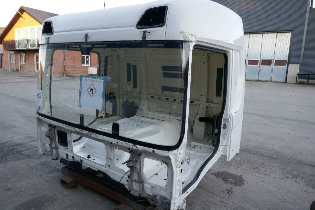 Scania P 410 - Hytt för Lastbil: bild 2 Scania P 410 - Hytt för Lastbil: bild 2