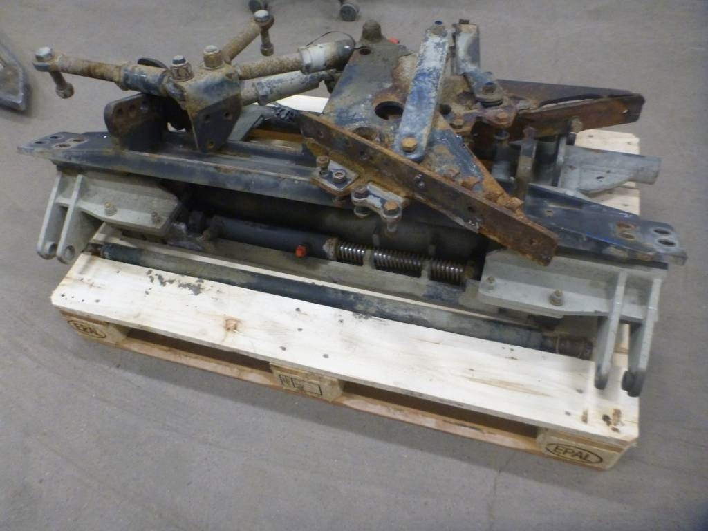 Scania R 520 Mählers plogfäste, R42929-3 - Ram/ Chassi för Lastbil: bild 2 Scania R 520 Mählers plogfäste, R42929-3 - Ram/ Chassi för Lastbil: bild 2