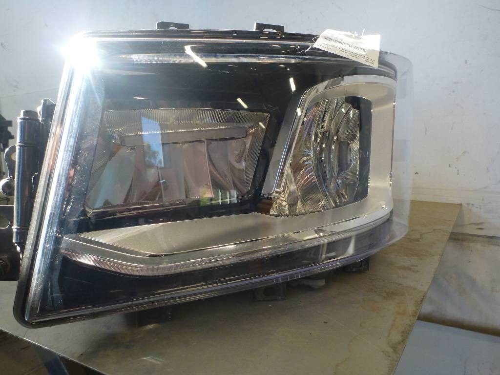 Scania R 520 - Elektriskt system för Lastbil: bild 1 Scania R 520 - Elektriskt system för Lastbil: bild 1