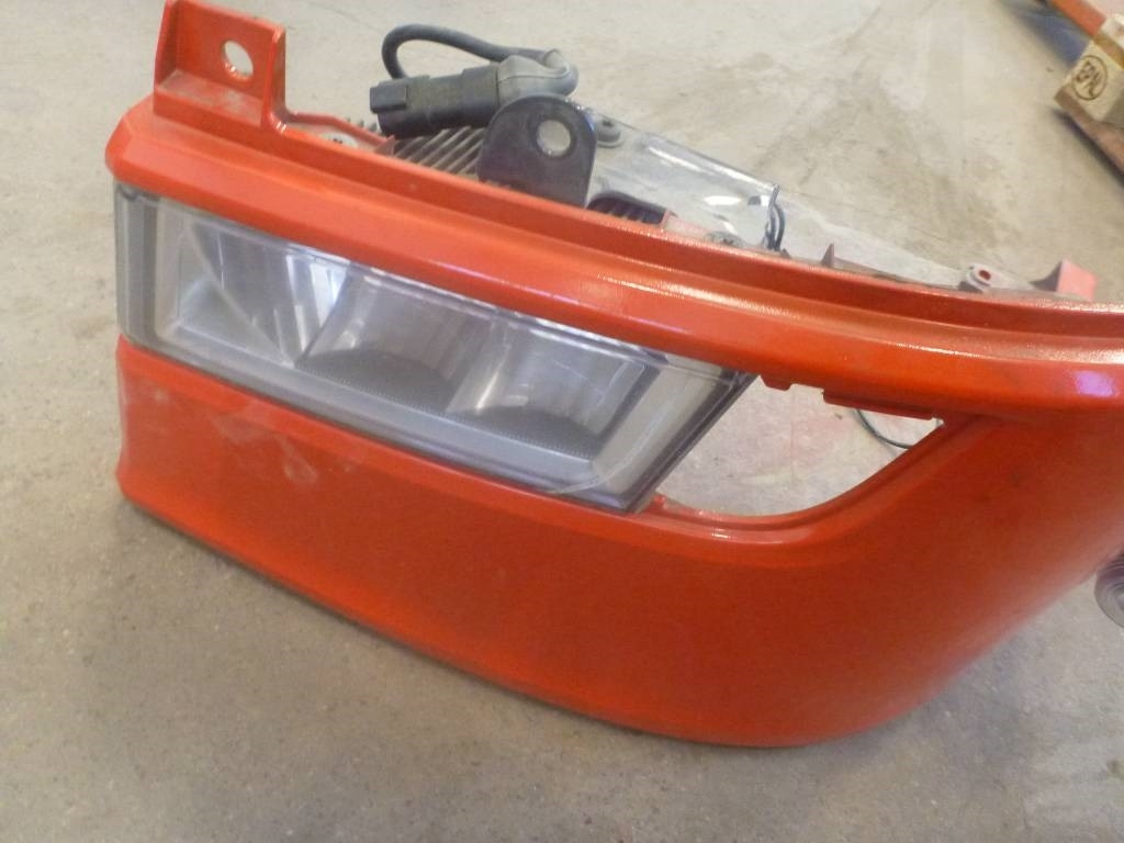 Scania Stötfångarhörn, 2295953 - Ram/ Chassi för Lastbil: bild 2 Scania Stötfångarhörn, 2295953 - Ram/ Chassi för Lastbil: bild 2