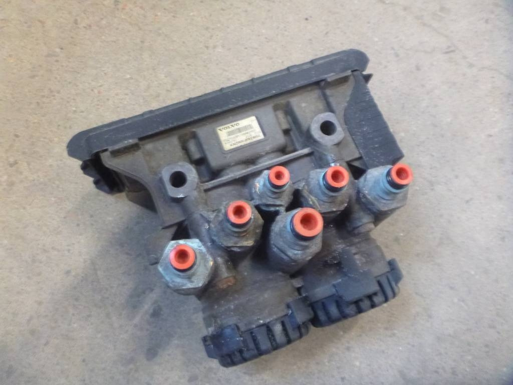 Volvo FH 13 520 - Bromsdelar för Lastbil: bild 1 Volvo FH 13 520 - Bromsdelar för Lastbil: bild 1