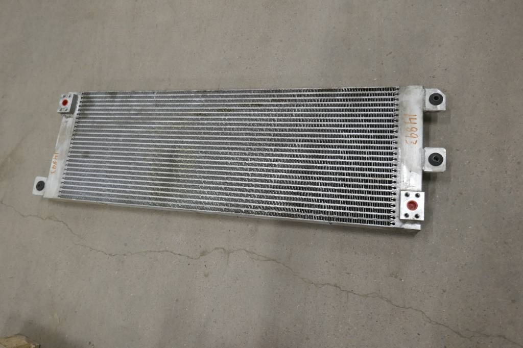 Volvo L180 HL kylare hydraulolja voe17225034 - Kylare för Byggmaskiner: bild 1 Volvo L180 HL kylare hydraulolja voe17225034 - Kylare för Byggmaskiner: bild 1